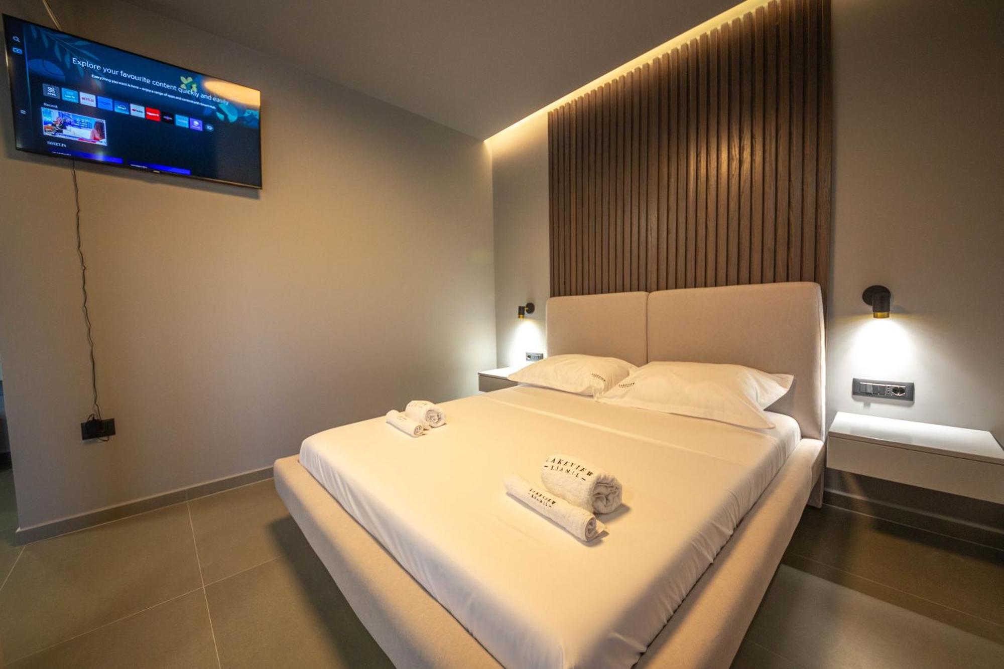 Lake View Rooms Ksamil Exterior photo
