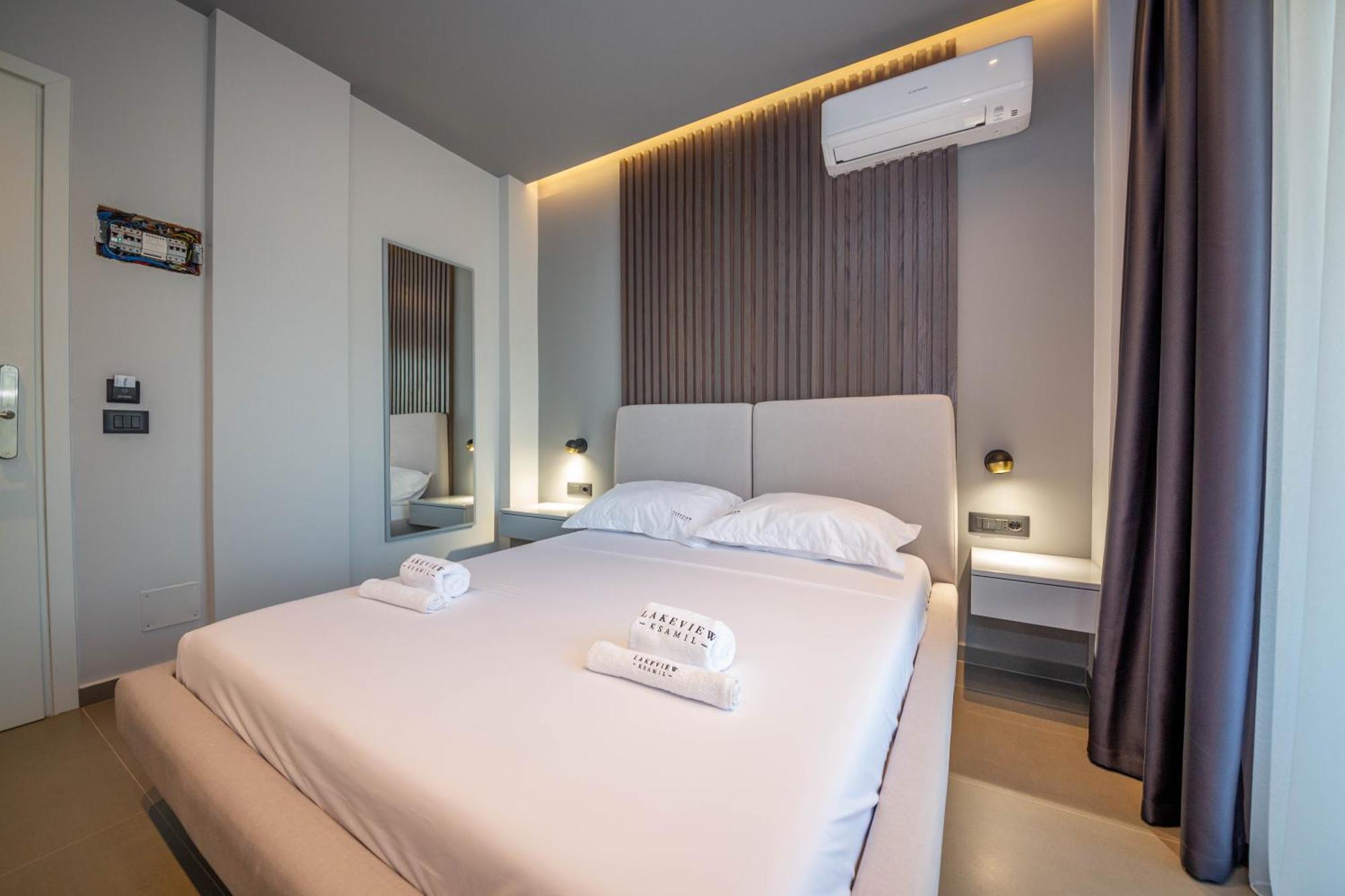 Lake View Rooms Ksamil Exterior photo