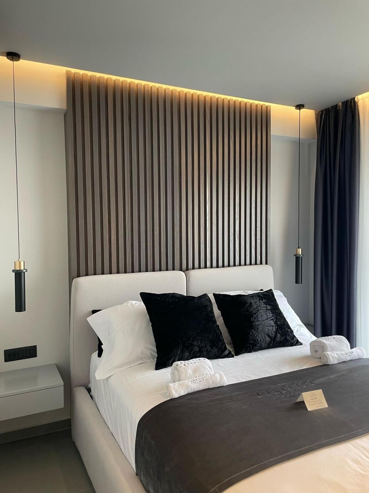 Lake View Rooms Ksamil Exterior photo